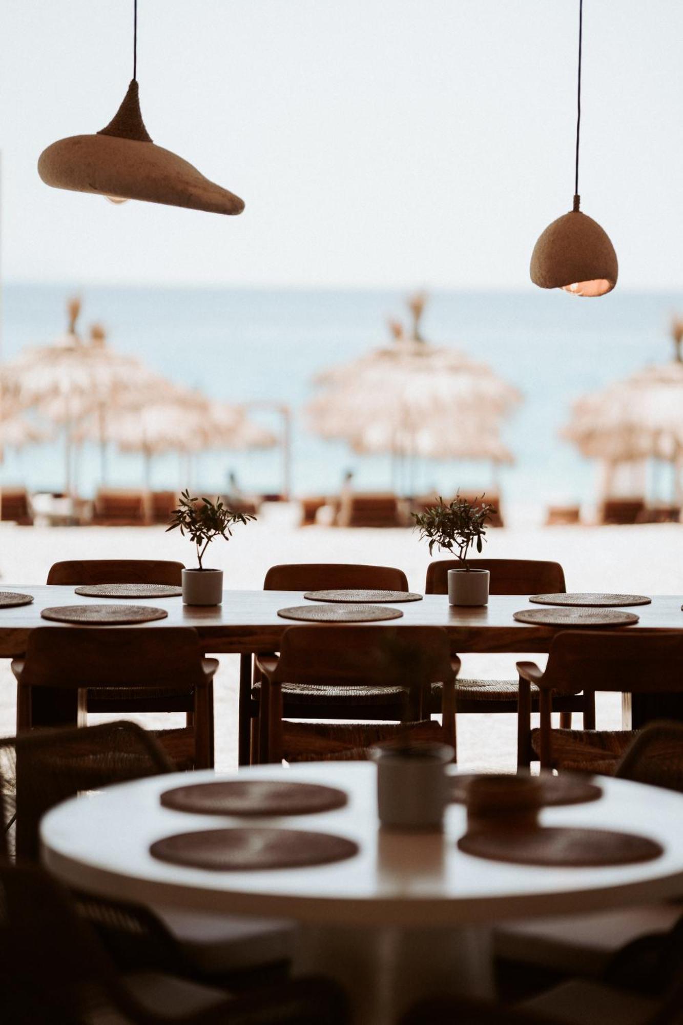 Palladium Beach Hotel- Private Beach Included Dhërmi Dış mekan fotoğraf