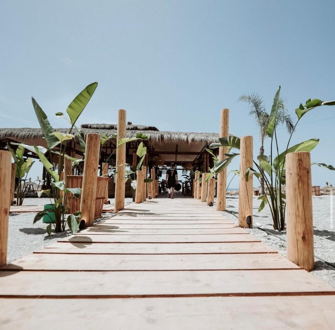 Palladium Beach Hotel- Private Beach Included Dhërmi Dış mekan fotoğraf